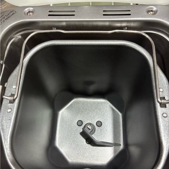 White Bread Maker - Picture 2 of 3